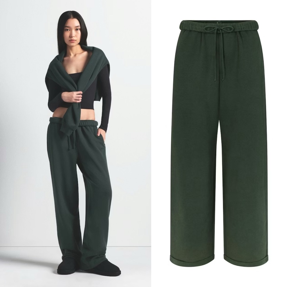 Skims Cotton Fleece Straight Leg Pant in Spruce NWT